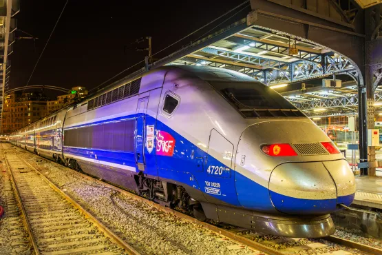 service navette taxi vers gare tgv vers et depuis nantes